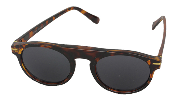 Tortoiseshell brown fashion sunglasses