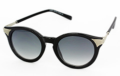 Round sunglasses in black with silver corners