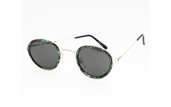 Cool round sunglasses with green edge