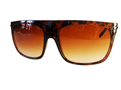 Brown tortoise sunglasses