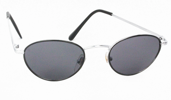 Oval metal sunglasses in black and gold