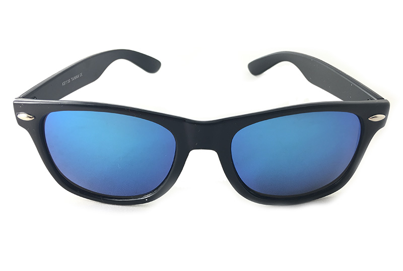 Wayfarer sunglasses with blue lenses - sunlooper.co.uk - billede 2